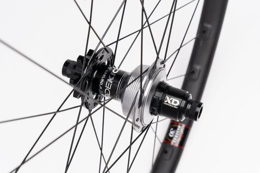 Smooth, Silent, Sidekick